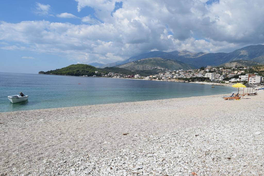 Sea Apartments Химара Экстерьер фото